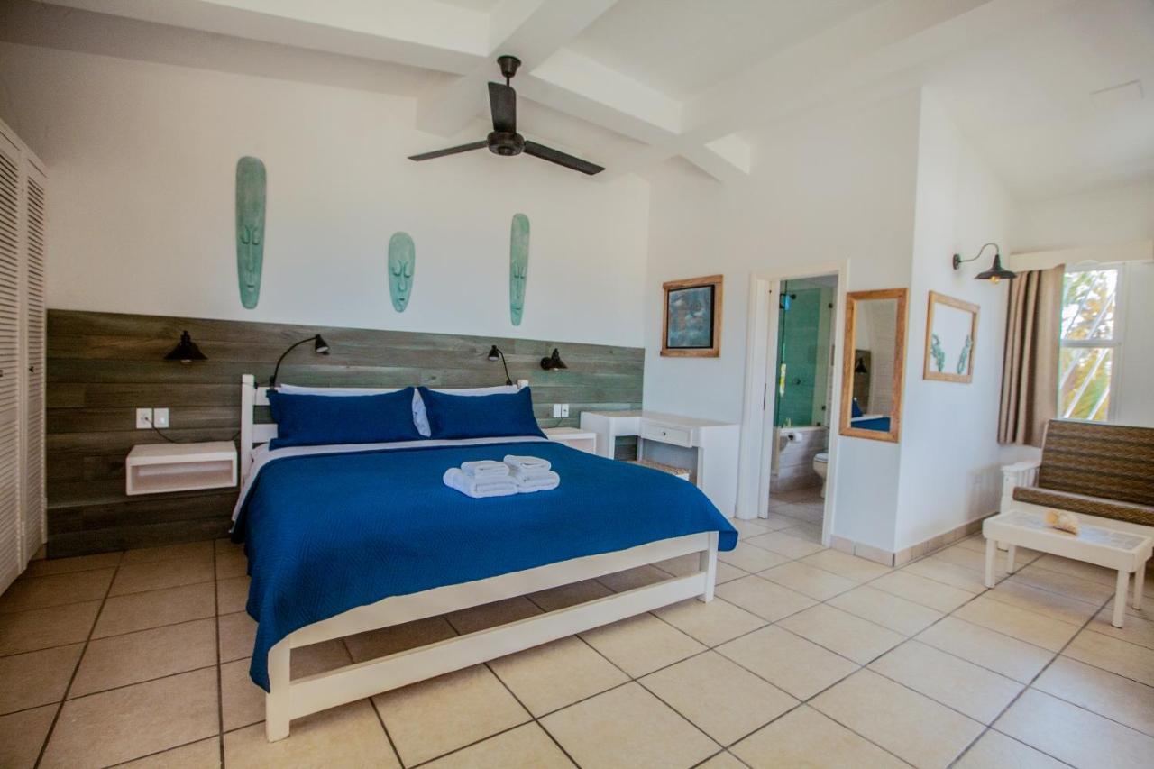 Treetops Hotel Caye Caulker Exterior photo